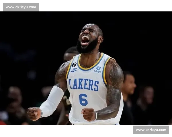 詹姆斯 4 万分里程碑壁纸：高清无码，速存！