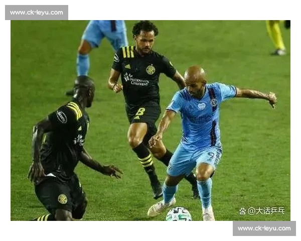 洛杉矶 FC 主帅揭秘穆勒加盟计划：高尔夫特训 + 冠军基因重塑美职联格局